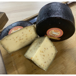 Сир твердий "Гауда" 50 %  з пажитником  (4-4,5кг)
